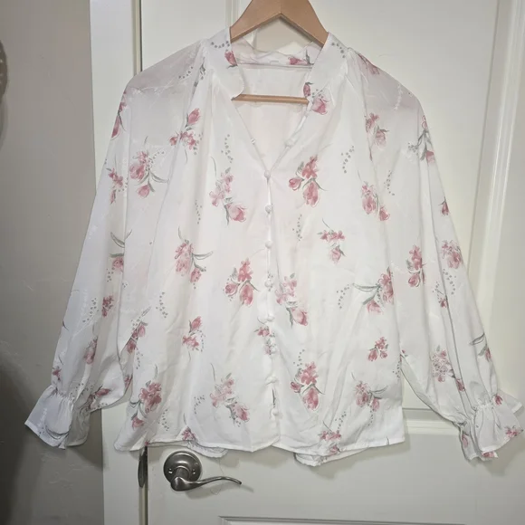 White Pink Floral Button-Up Blouse with Mandarin Collar Size Large - Cottagecore - Picture 11 of 11